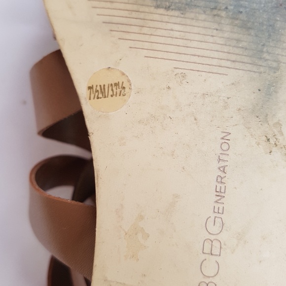 BCBG Flat Sandals Sz. 7.5 - Picture 7 of 7